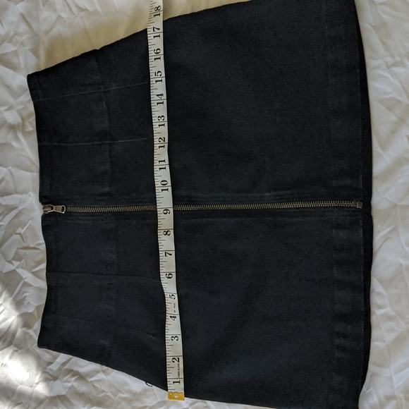 Free People Virgo Zipper Mini Skirt Black - Size 30 - Picture 16 of 16